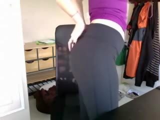 Yoga Pants Ass Worship - Humiliation