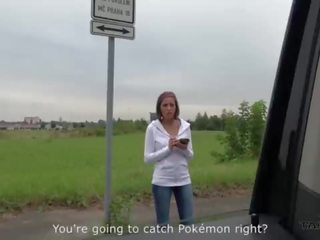 Super fierbinte pokemon vanator pieptoasa gagica convins pentru la dracu străin în conducere furgonetă