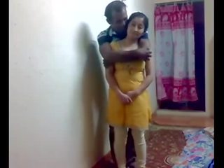 Desi casal sensual visto em casa - hornyslutcams.com